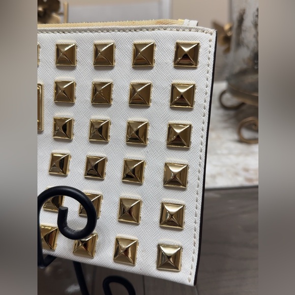 Michael Kors White and Gold Studded Large Clutch Wristlet Wallet AUTHENTIC - Picture 6 of 8
